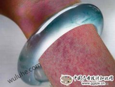 <b>翡翠正确的真假鉴定方法</b>